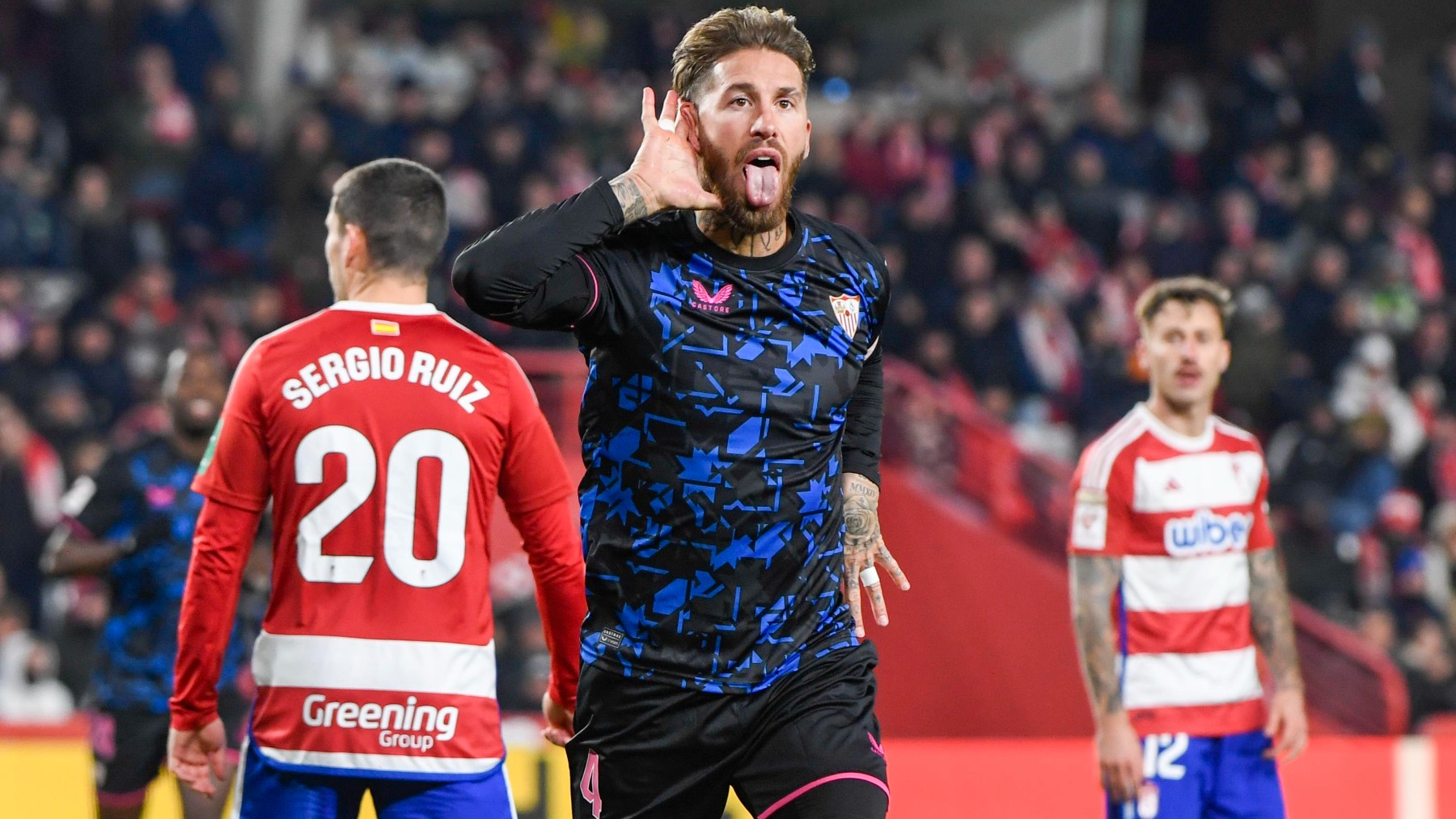 Sergio Ramos celebra su gol contra el Granada (EFE)