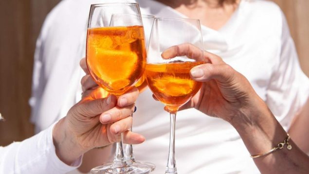 La cirrosis y la hepatitis asociada al alcohol, la epidemia femenina que llega