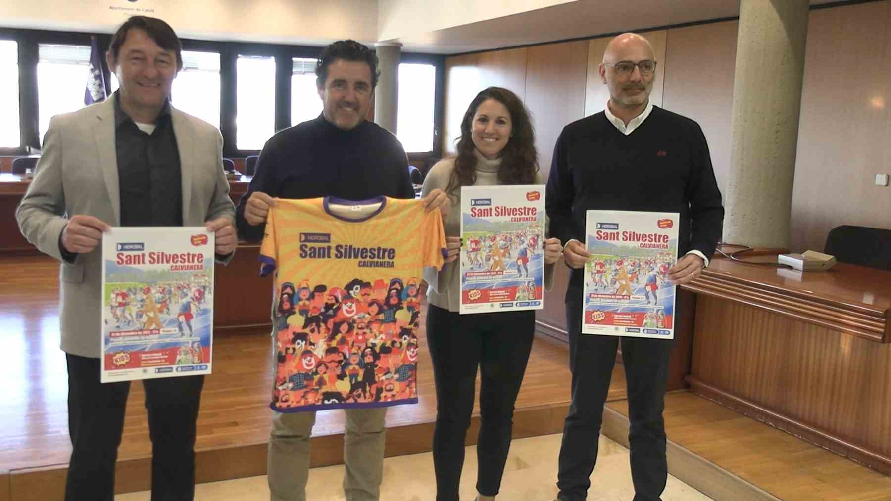 El alcalde Juan Antonio Amengual, presentando la XI edición de la Hidrobal San Silvestre.