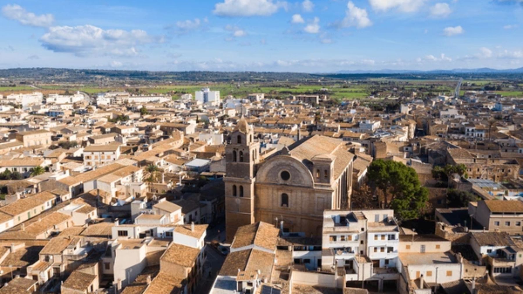 Panorámica del pueblo de Campos.