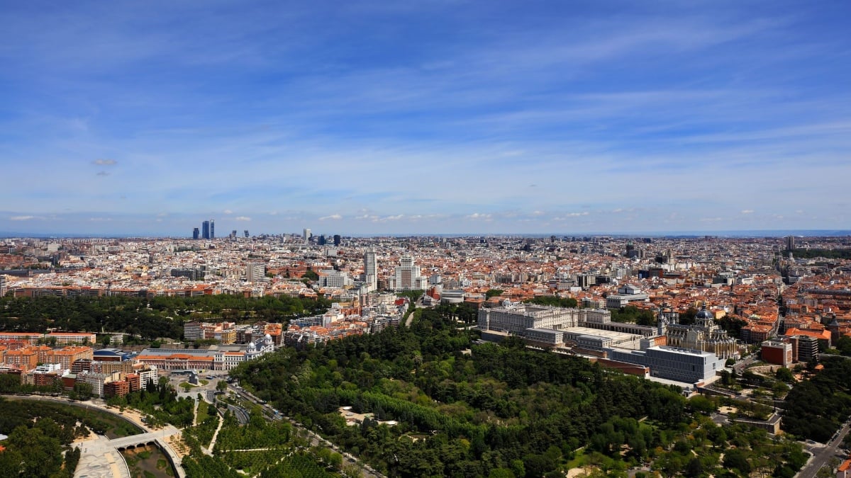 Madrid reduce los niveles de dióxido de nitrógeno a mínimos históricos y cumple, por segundo año, con la directiva europea de calidad del aire