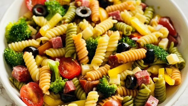 ensalada de pasta clasica