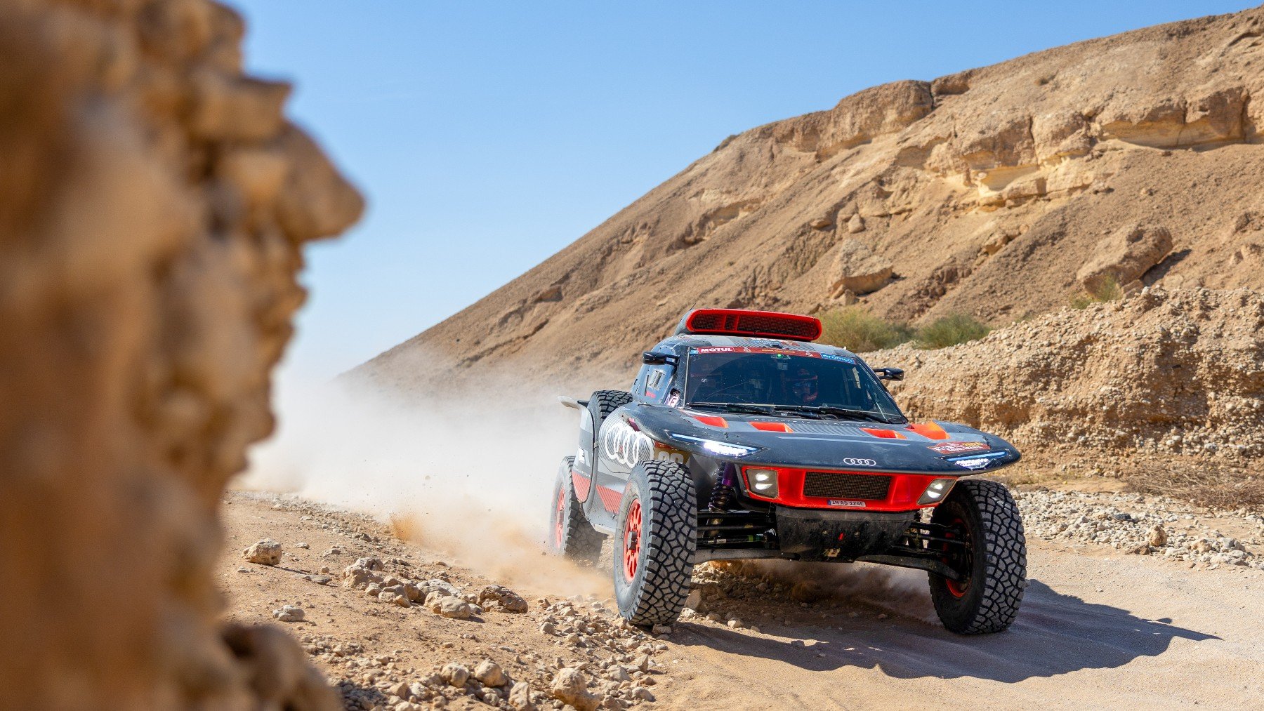 Carlos Sainz durante una etapa del Dakar 2024. (EFE)