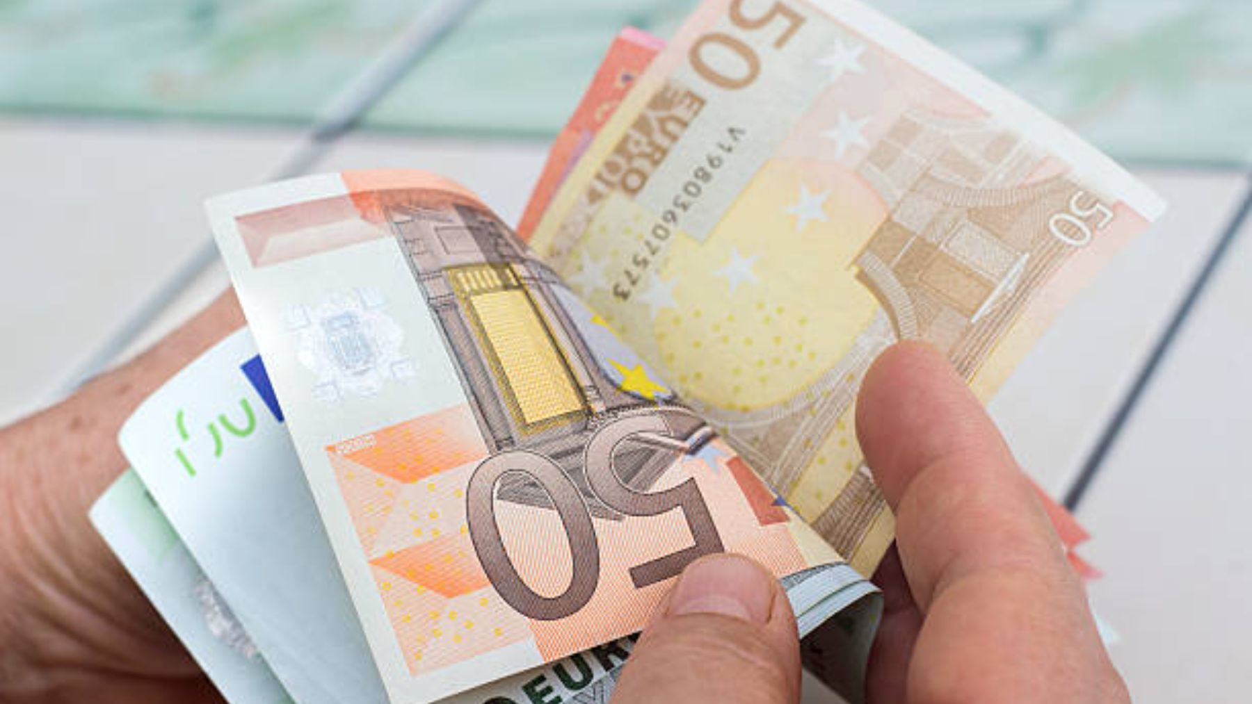 Descubre el banco que regala 500 euros por domiciliar la nómina