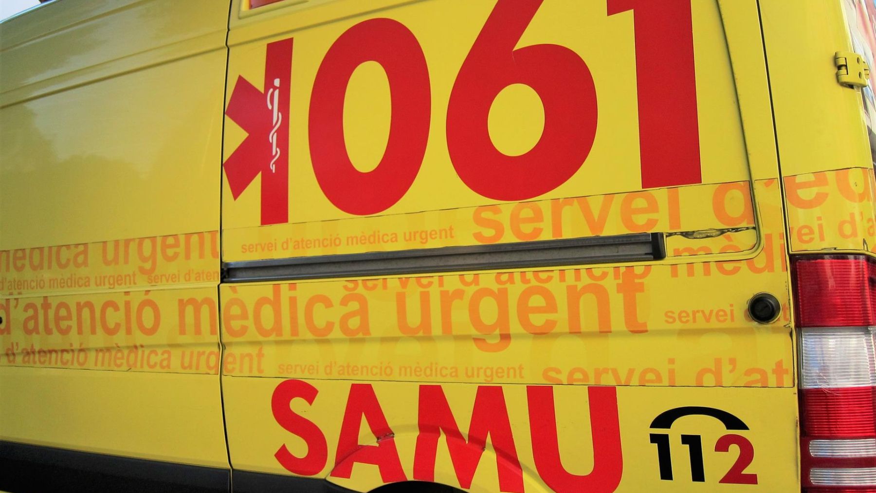 Ambulancia del SAMU 061.