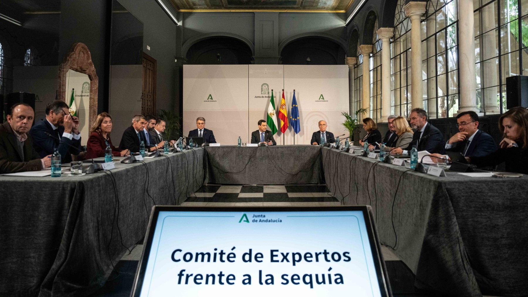 El presidente de la Junta de Andalucía, Juan Manuel Moreno Bonilla, en nueva reunión del Comité de expertos frente a la sequía