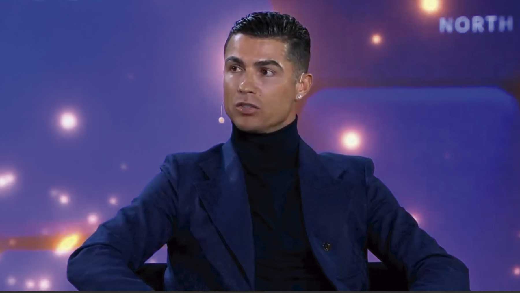 Cristiano Ronaldo comparece en la gala de los premios Globe Soccer.
