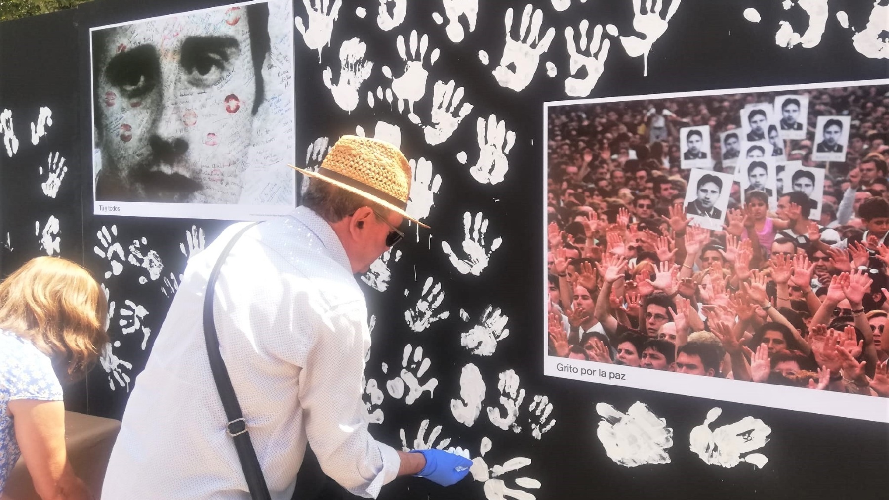 Mural en Logroño en recuerdo del 26º aniversario del asesinato de Miguel Ángel Blanco (EUROPA PRESS).