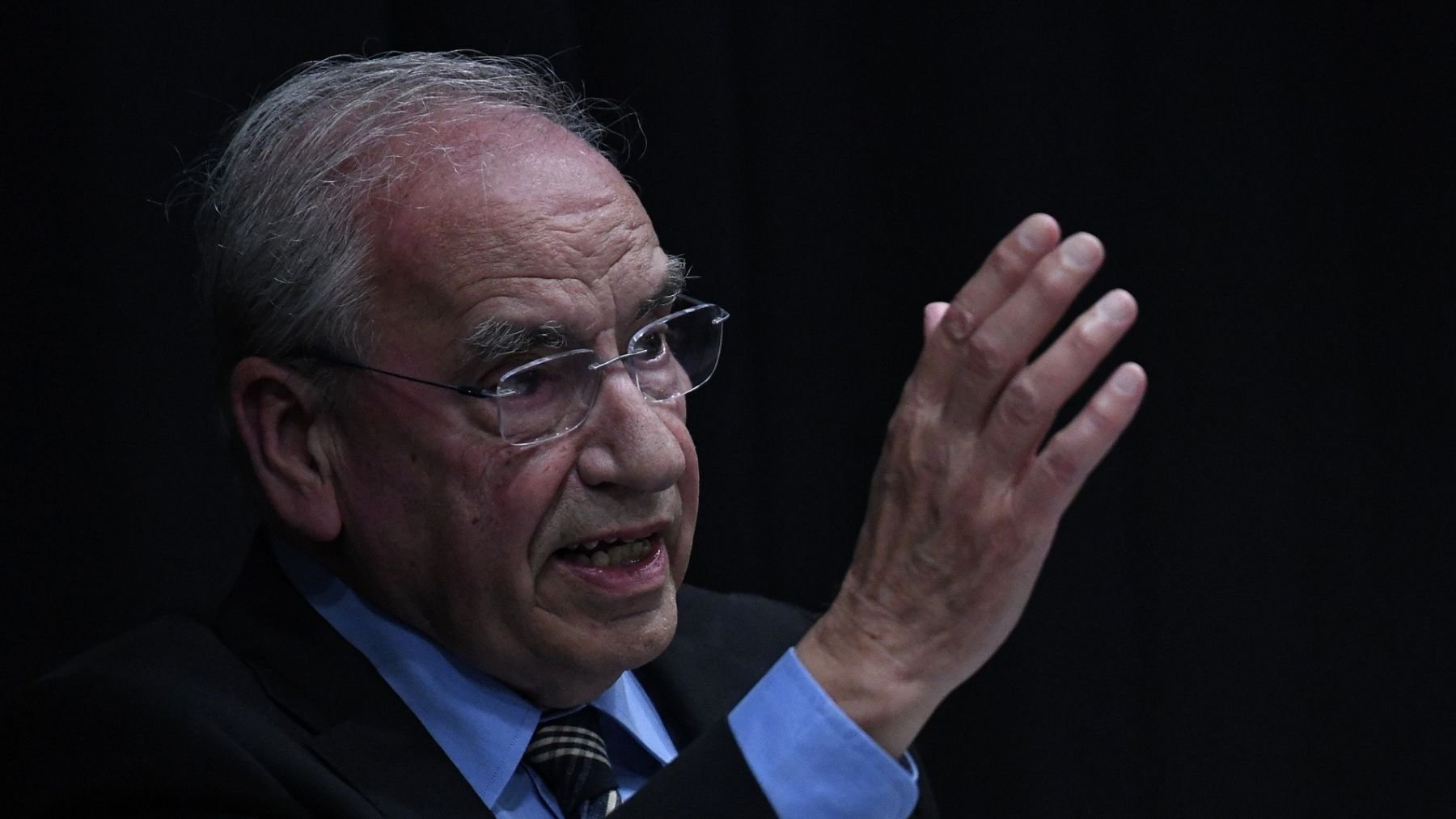 Alfonso Guerra carga contra la deriva sanchista: La agenda la marca un partido con un 1,6% de votos