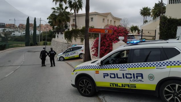 Un menor marroquí clava un cuchillo en la cabeza a un hombre que paseaba a su perro en Mijas (Málaga)