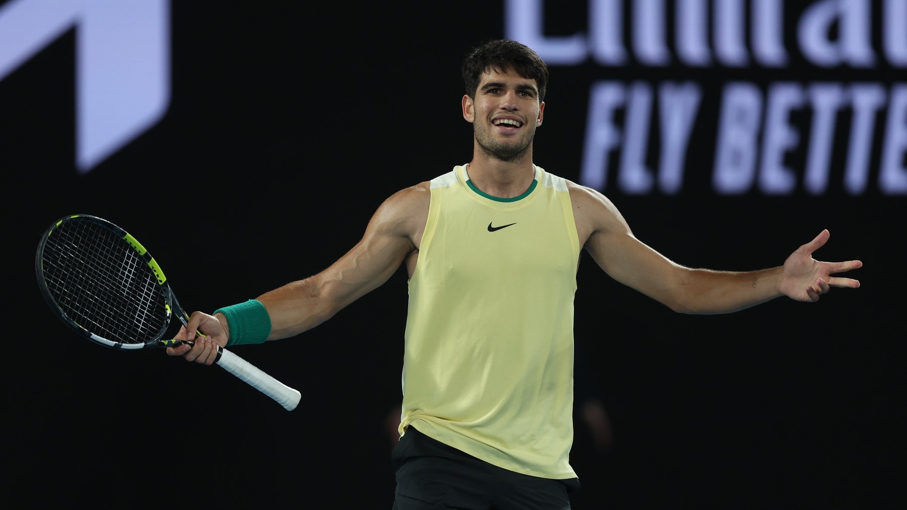 Carlos Alcaraz, en un partido del pasado Open de Australia. (Getty)