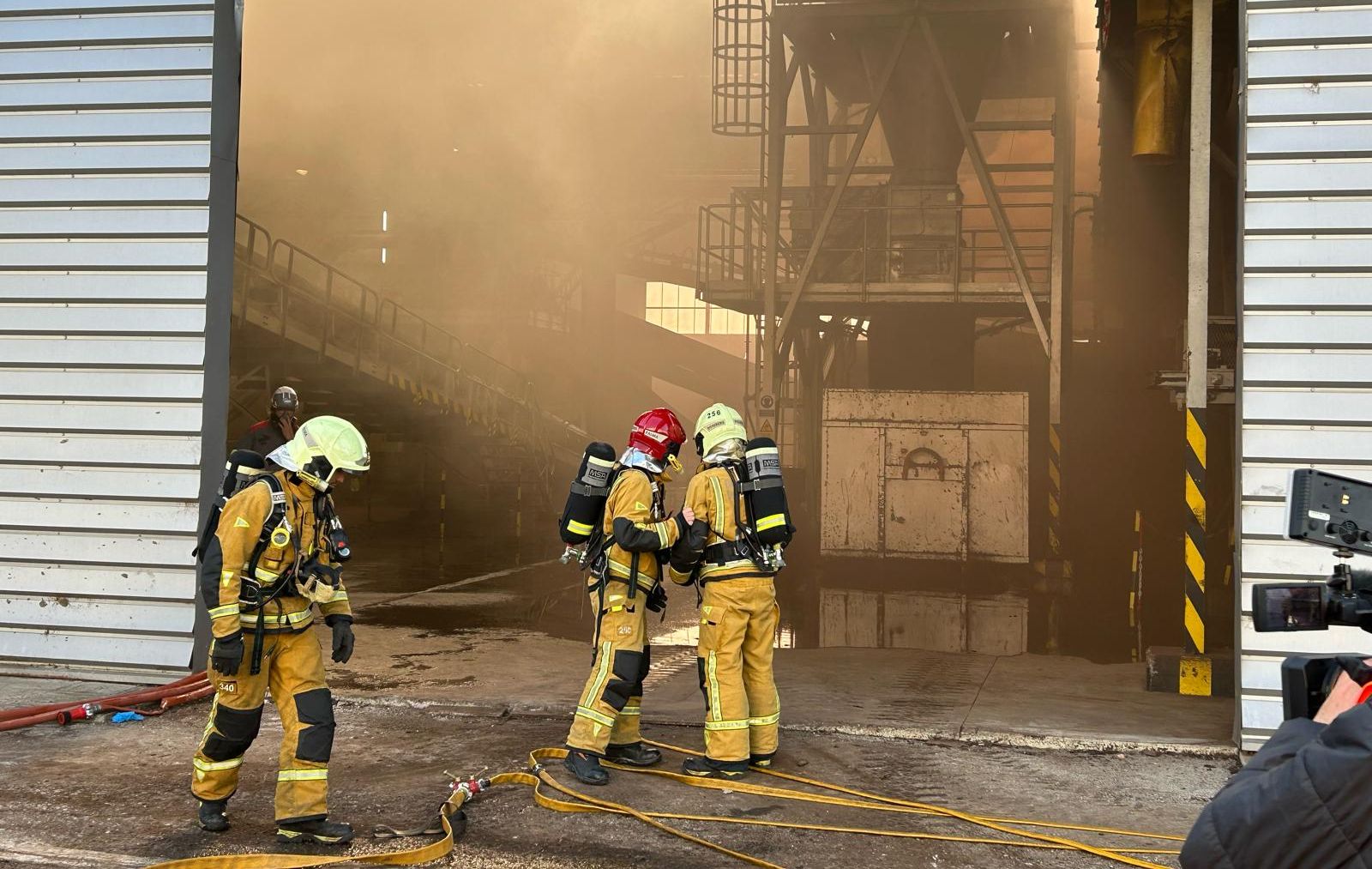 Simulacro de incendio con personas atrapadas en la planta de compostaje de TIRME.