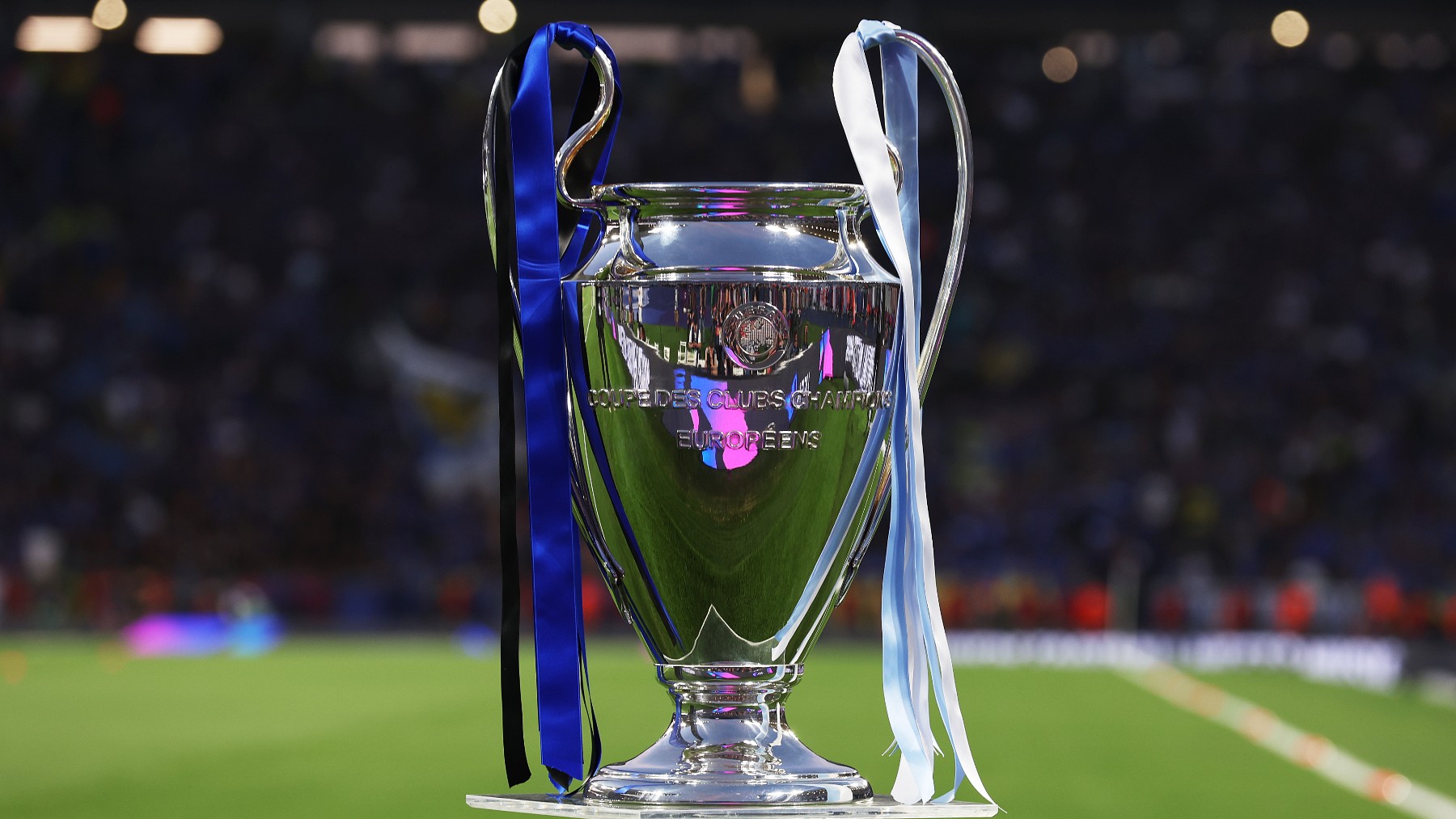 El trofeo de la Champions League, en la pasada final entre Inter y Manchester City. (Getty)