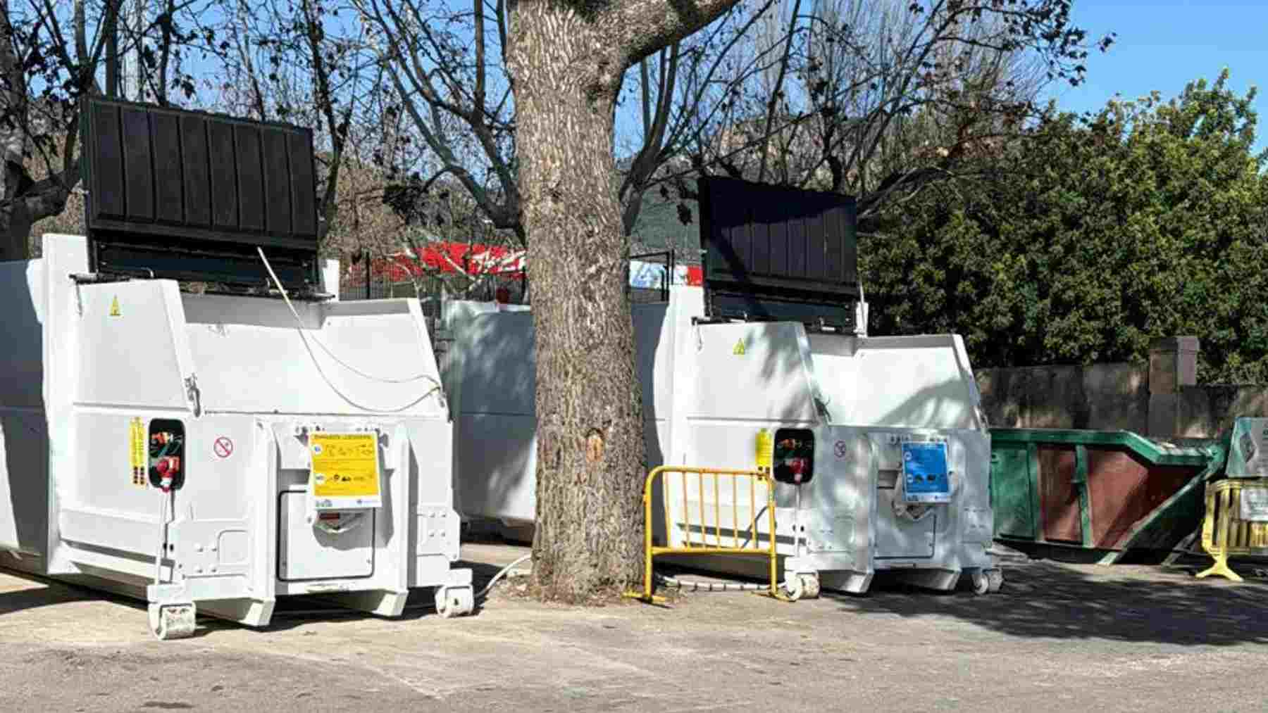 Dos nuevas compactadoras instaladas por el Ayuntamiento de Alaró.