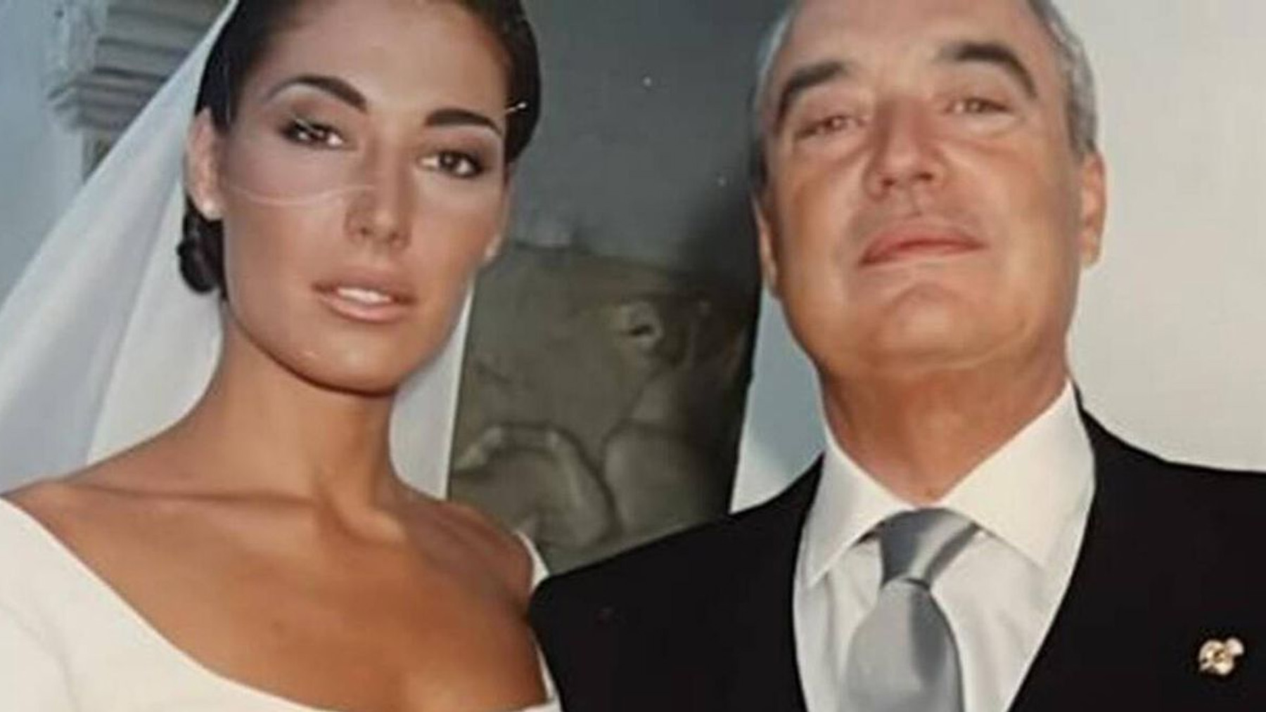 Raquel Revuelta junto a su padre, Manuel Revuelta.