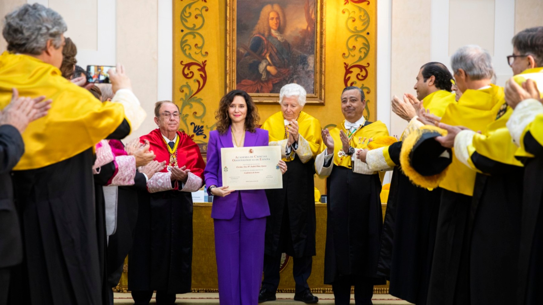 Isabel Díaz Ayuso en el acto en la Real Academia Nacional de Farmacia.