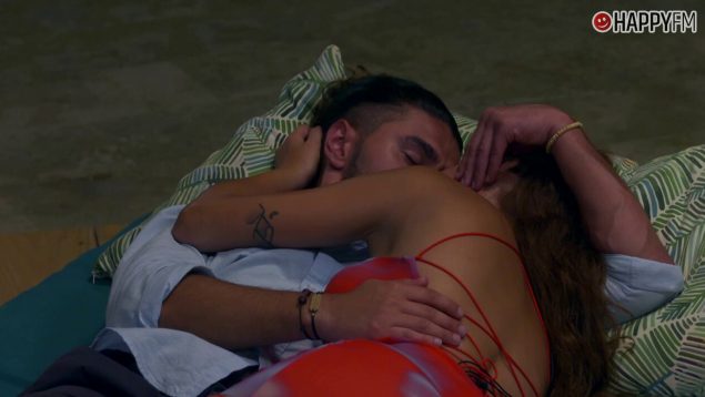 Adrián y Mónica en La isla de las tentaciones 7.