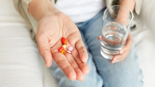 Los expertos dan con la clave: los trucos definitivos que te van a ayudar a tragar las pastillas fácilmente