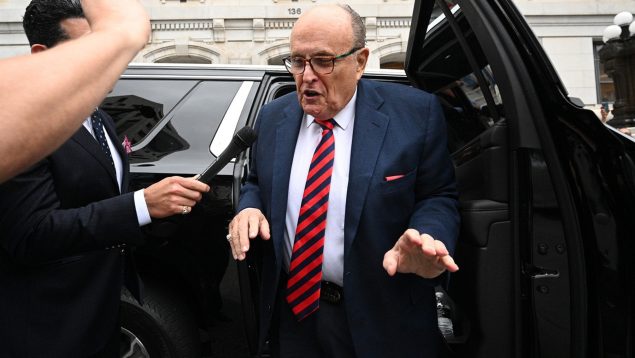 Rudy Giuliani, demanda sexual
