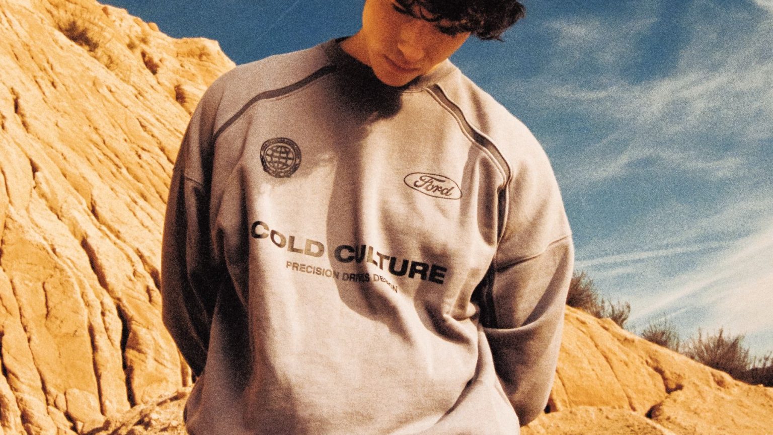 Cold Culture x Ford: la marca de coches que inspira una colección de ropa