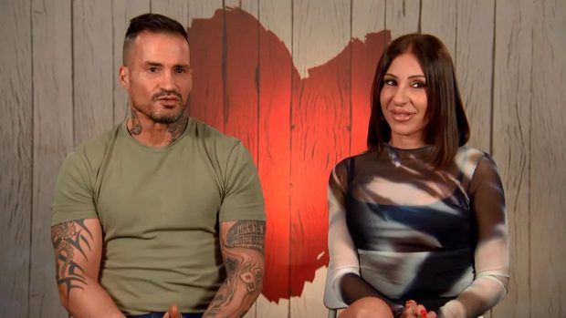 Sergio y Anita en 'First Dates' (Mediaset).