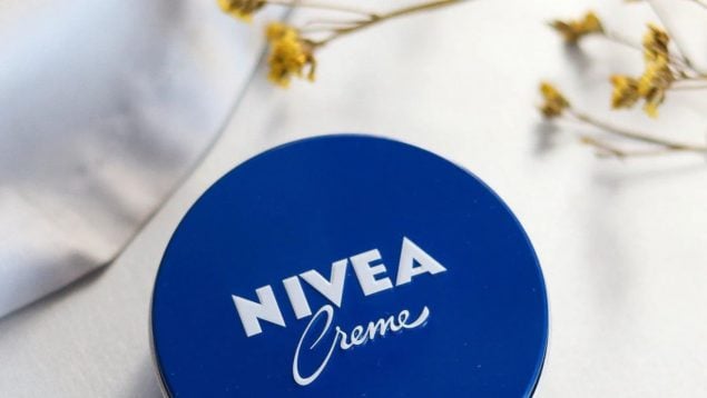 El truco de la crema Nivea que usaba mi abuela para unos brazos tonificados