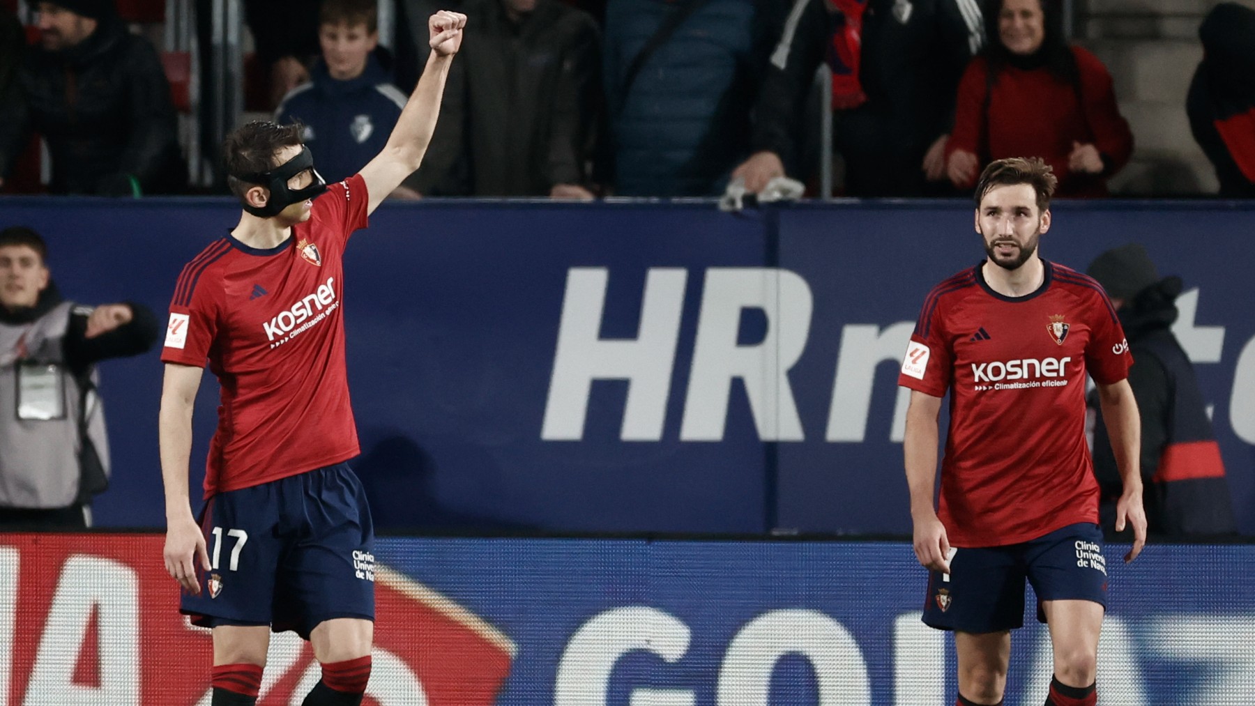 Budimir celebra su gol con Osasuna (EFE)