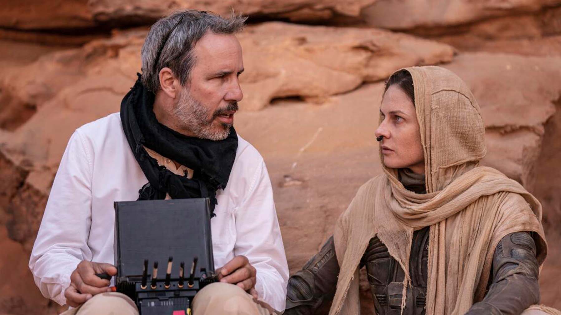 Denis Villeneuve y Rebecca Ferguson en el set de Dune ((Niko Tavernise : Associated Press)