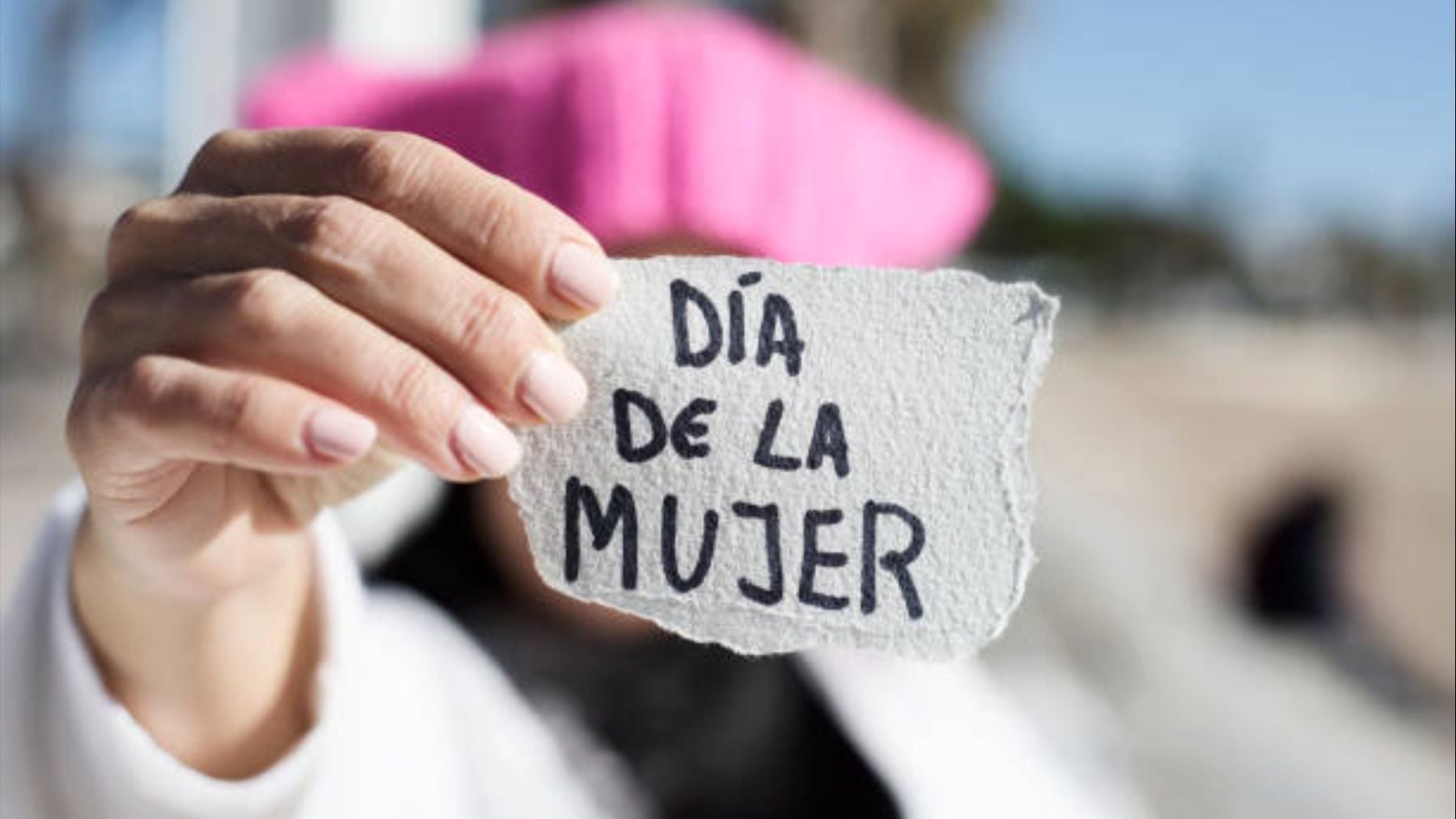 ¡Feliz Día de la Mujer! Las mejores frases para enviar por WhatsApp el 8M