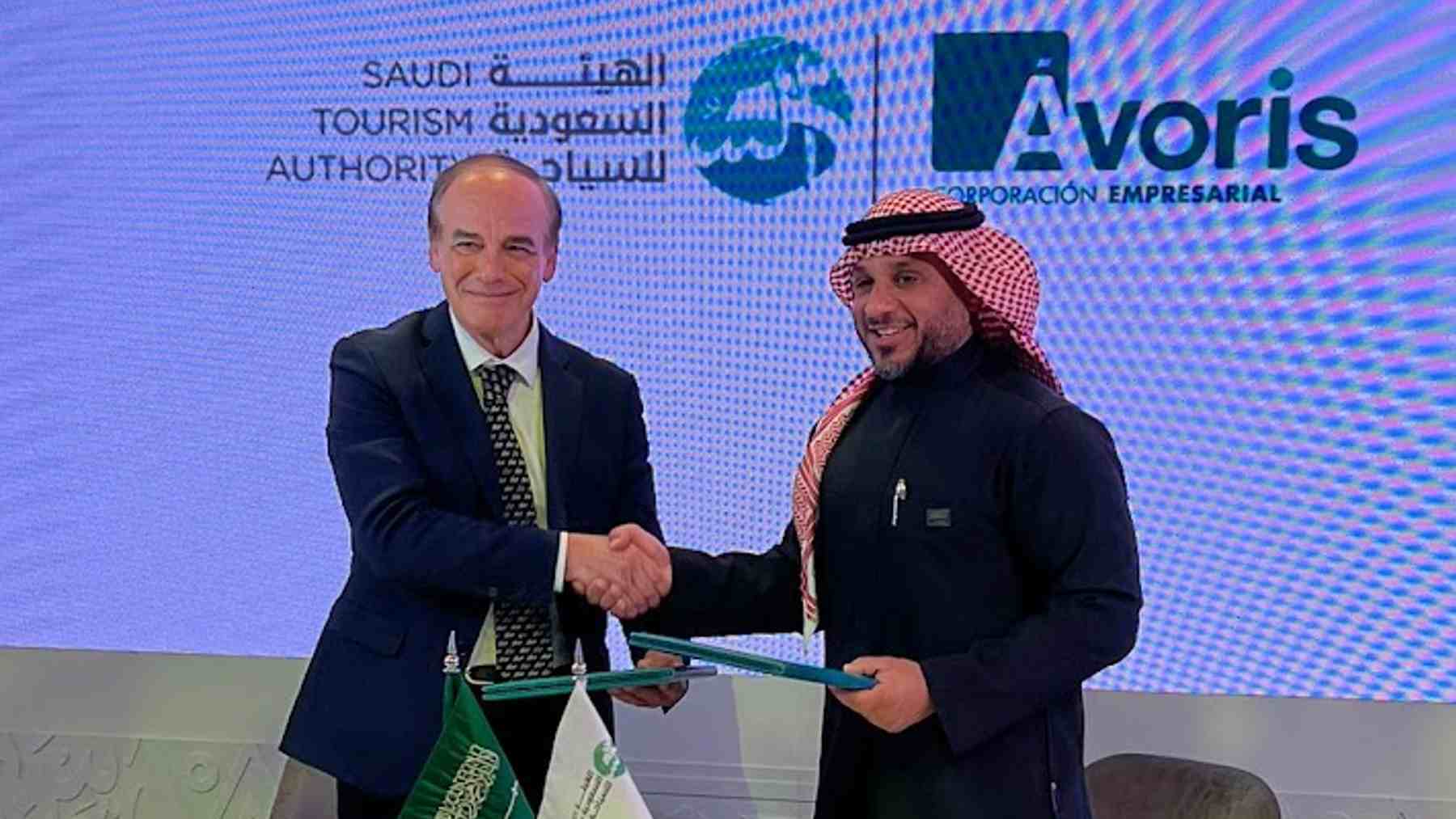 Ávoris y la Autoridad de Turismo Saudí firman un acuerdo histórico hasta 2026.