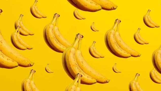 Seguro que lo estás haciendo mal: nunca guardes el plátano con estas frutas