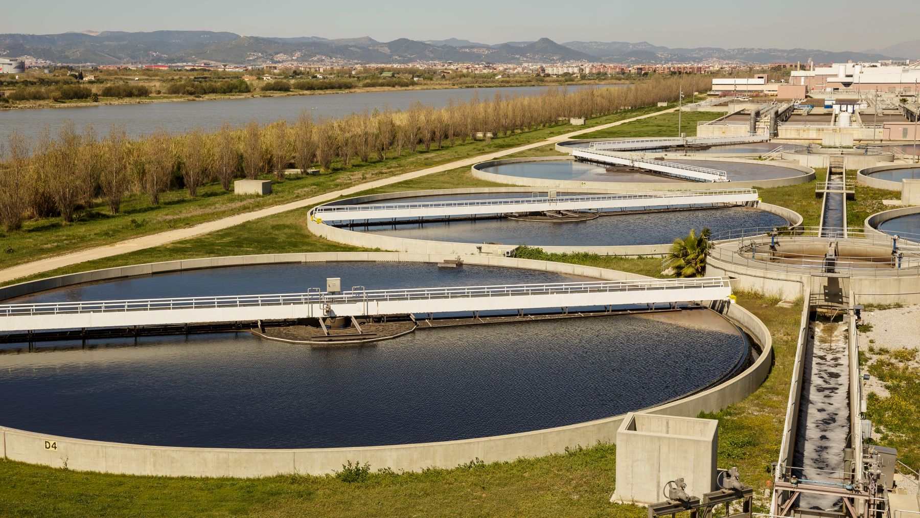 Ecofactoría del Baix Llobregat (Cataluña), referente en economía circular a nivel internacional.