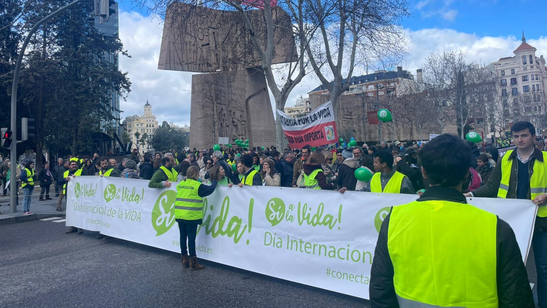 Cabecera de la manifestación en contra del aborto en Madrid.