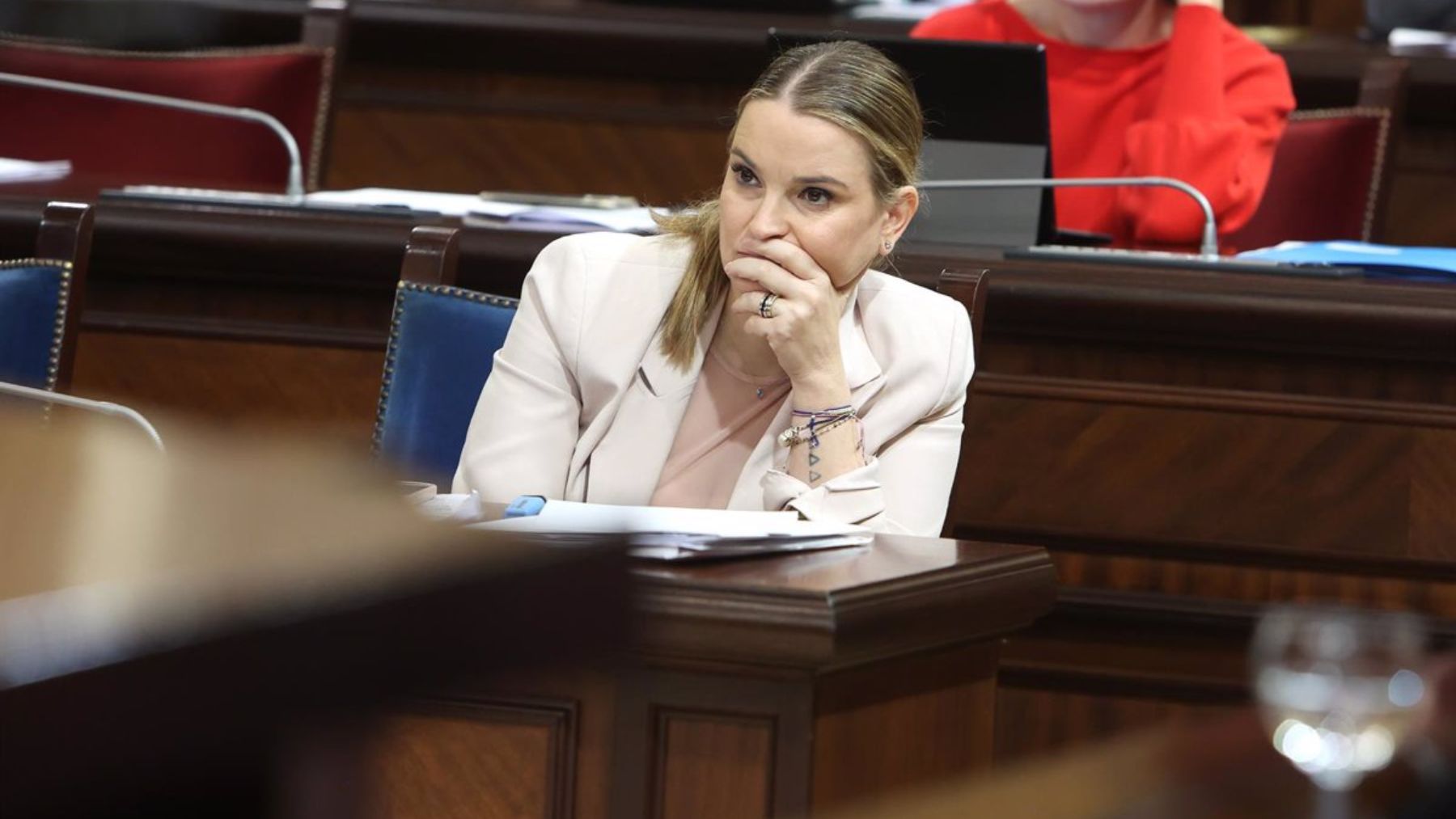 Marga Prohens en el Parlament.