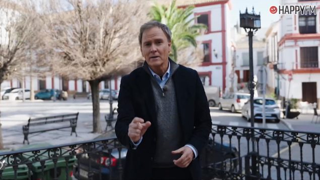 Enrique Romero, presentador de Andalucía en Semana Santa. (Canal Sur)
