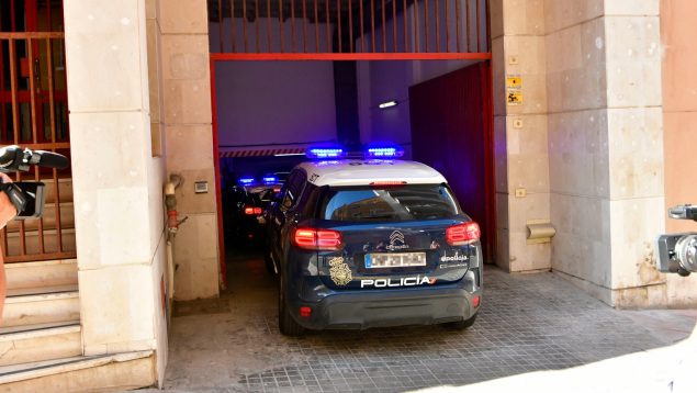 Cuatro menas marroquíes detenidos por dar una paliza a un joven homosexual en Ceuta