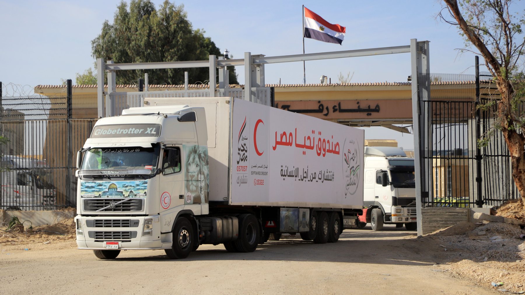Un camión de ayuda humanitaria entra por el paso fronterizo de Rafah hace semanas (Foto: Europa Press)