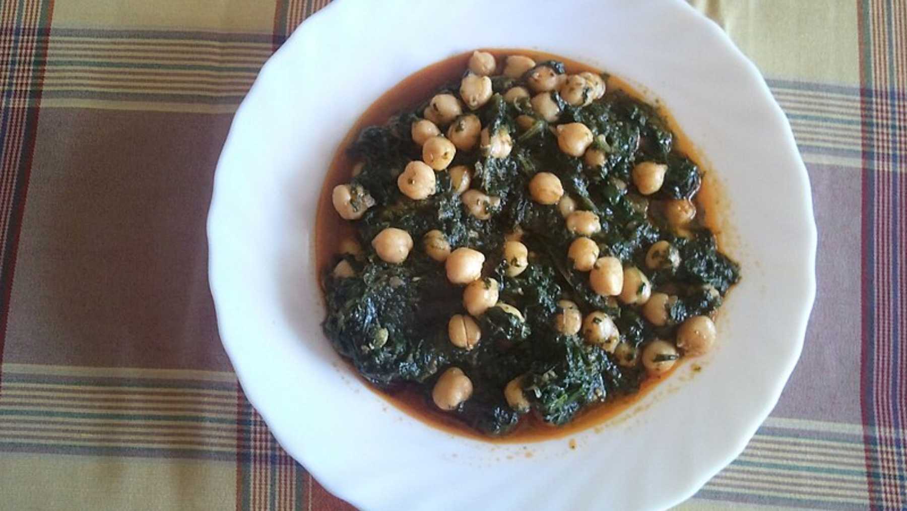 Garbanzos con espinacas.