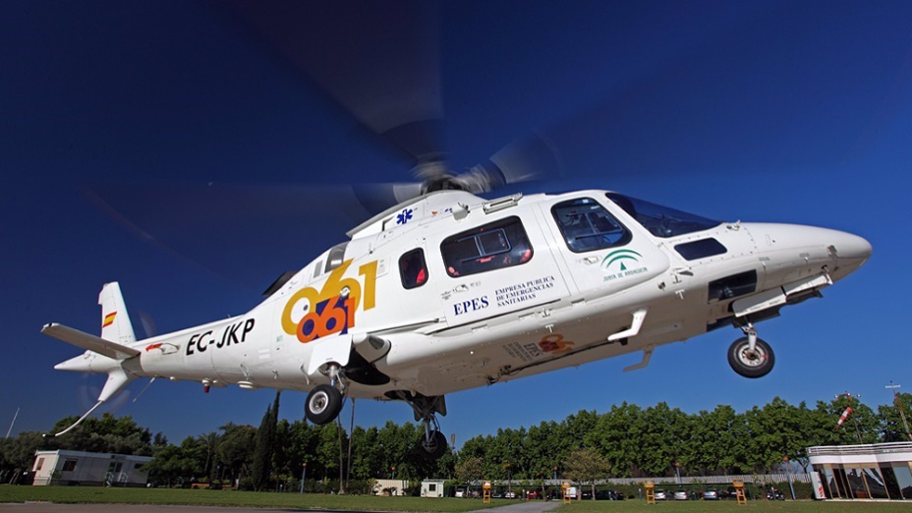 La mujer fue trasladada al hospital en un helicóptero del 061.