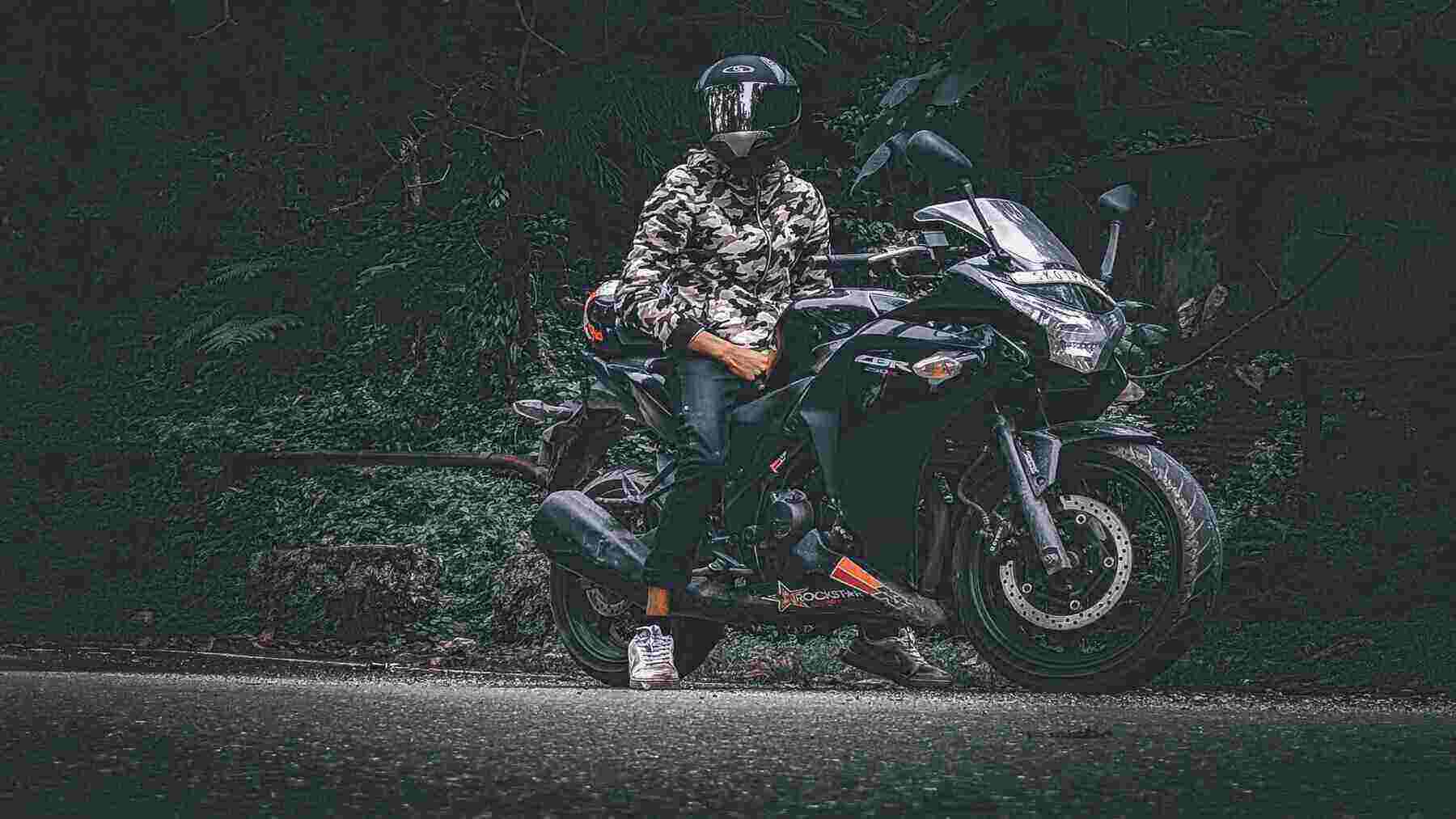 honda-cbr-carbon-edition
