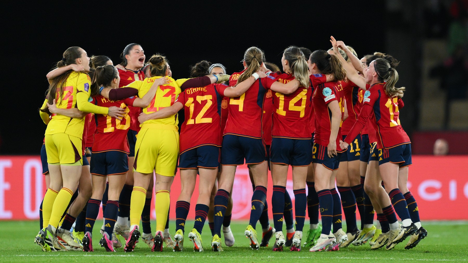La selección española celebra su victoria en la Liga de las Naciones. (Getty)