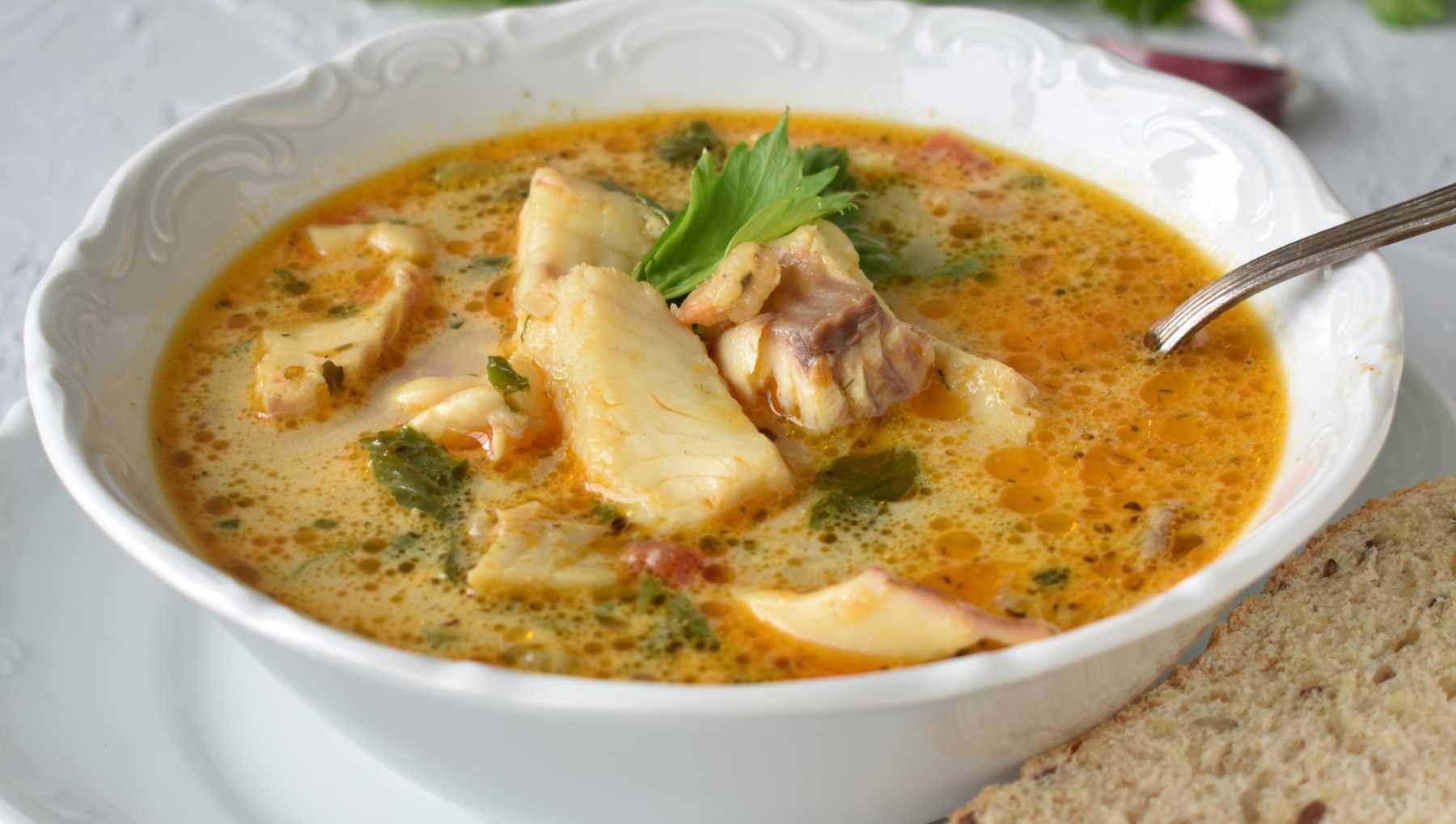 Receta tradicional de sopa de pescado.
