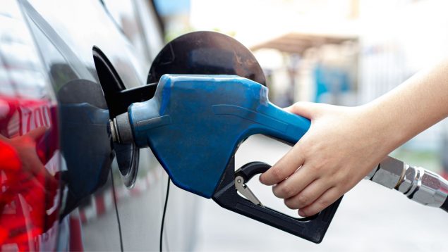 Locura con el precio de la gasolina esta Semana Santa: consulta las gasolineras más baratas