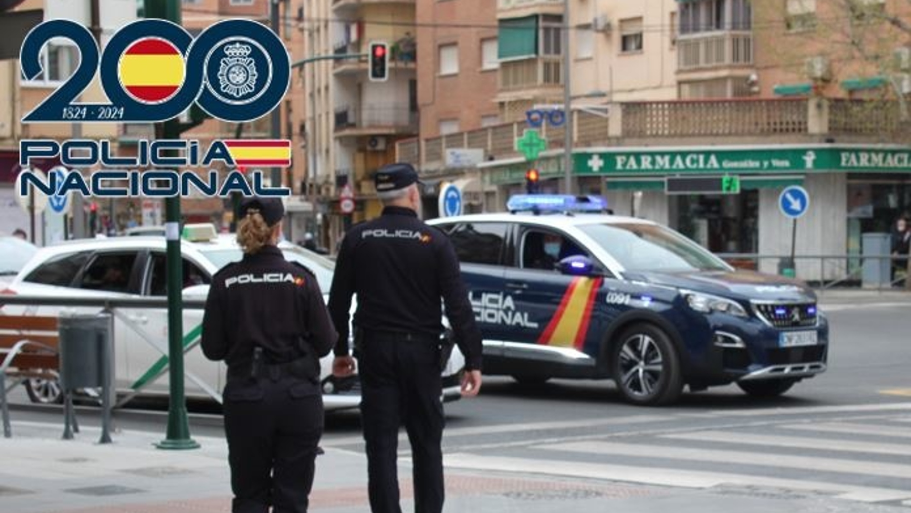 Agentes de la Policía Nacional en Granada (CNP).