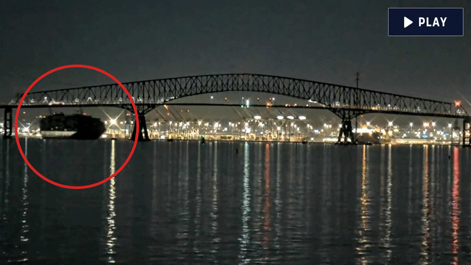 Puente de Baltimore derrumbándose.