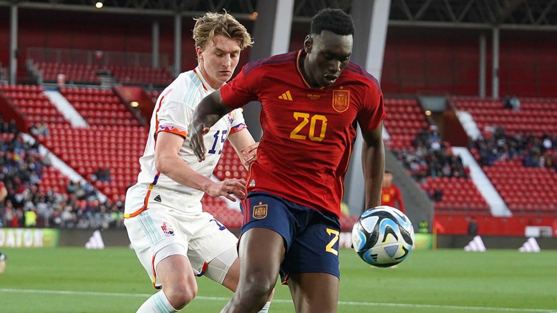 Samu Omorodion en el partido de la sub-21 ante Bélgica. (RFEF)