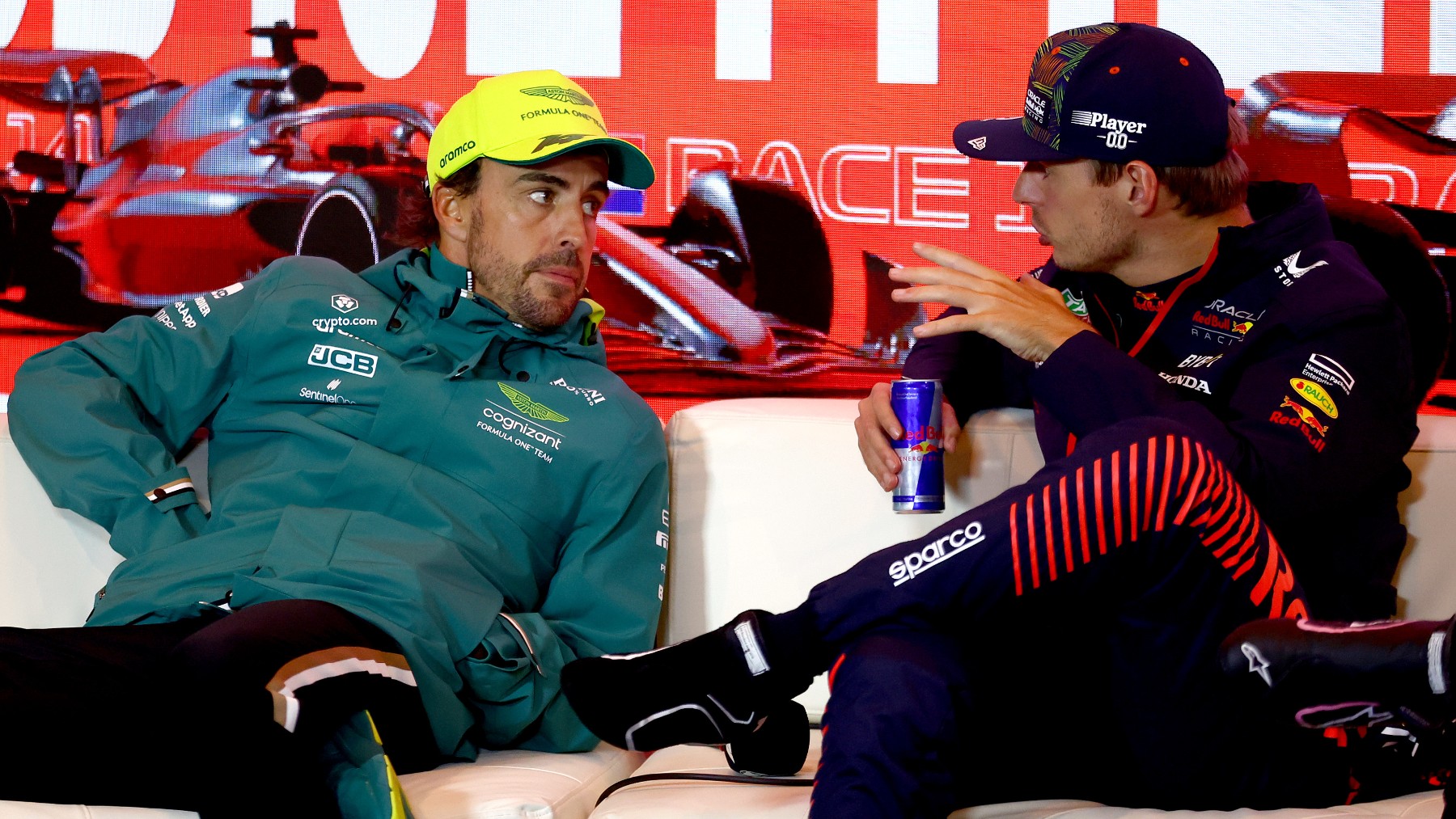 Fernando Alonso y Max Verstappen. (Getty)