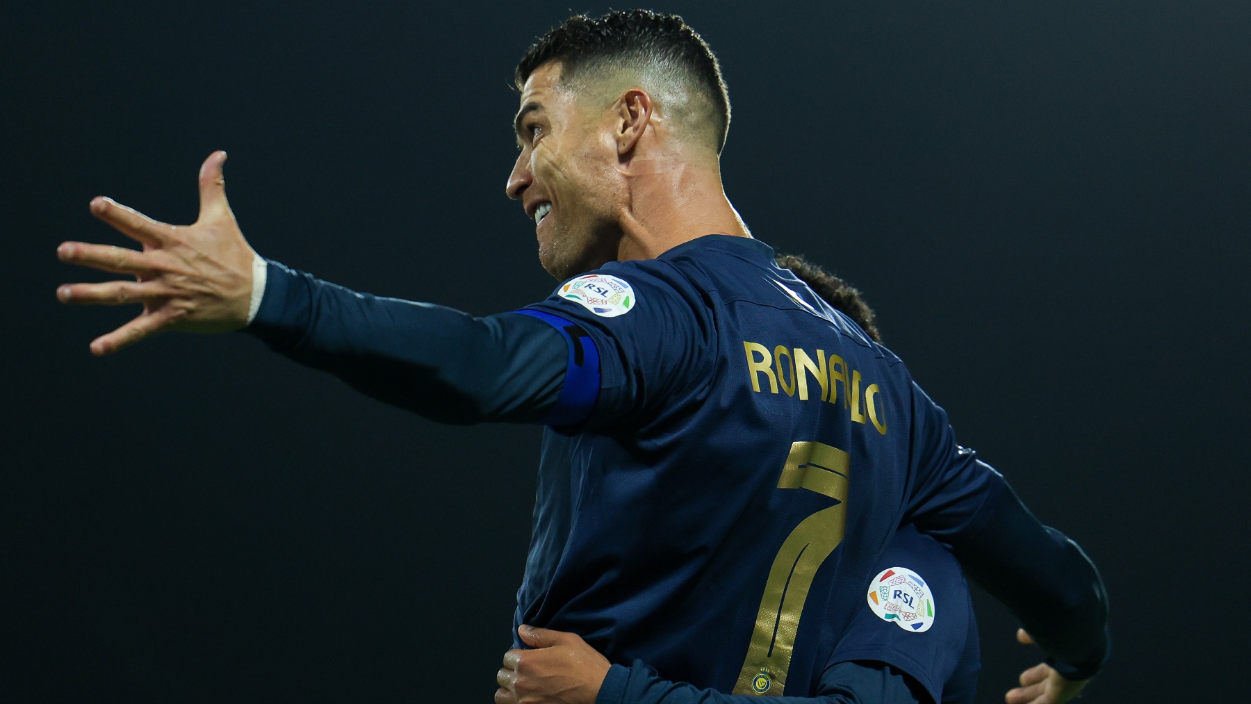 Cristiano Ronaldo celebra uno de sus tres goles. (Getty)