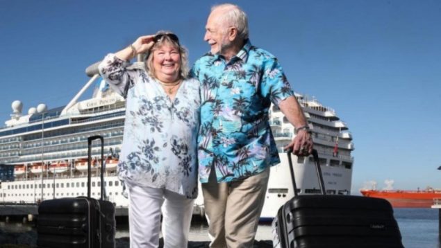 Una pareja de jubilados cambia el geriátrico por hacer 51 cruceros seguidos: «Es más barato»