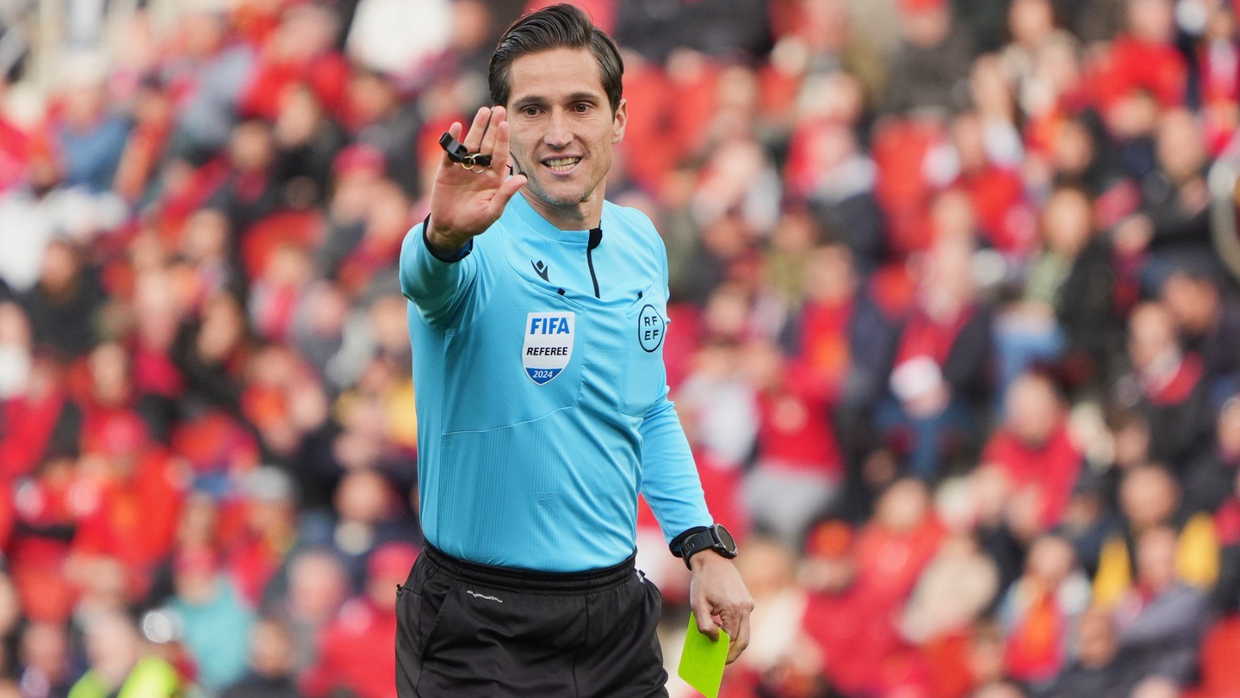 José Luis Munuera Montero, durante un partido. (Getty)